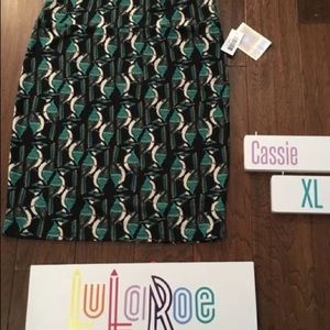 NWT Lularoe Cassie Skirt Size XL Birds
